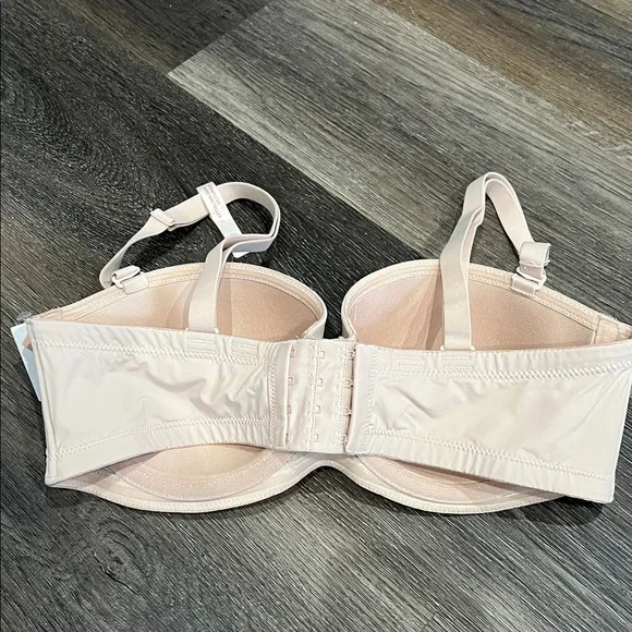 (2) NWT Rline Bra - Picture 5 of 6